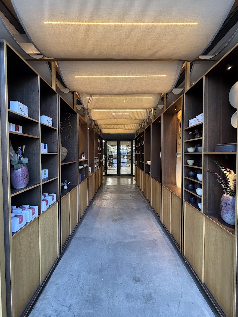 La Cabra Roastery 4