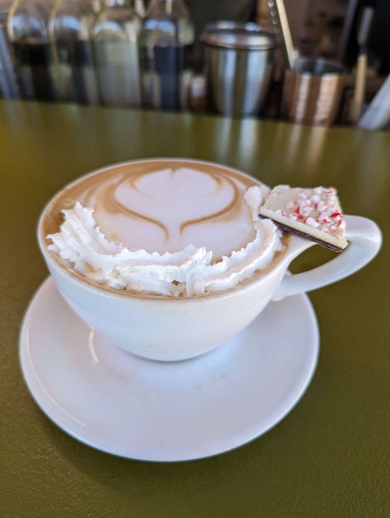 Early Yves Cafe 4