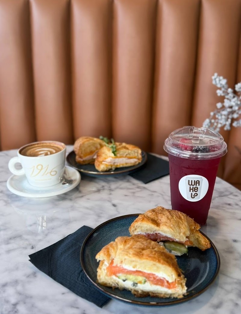 Wake Up Coffee Shop 2