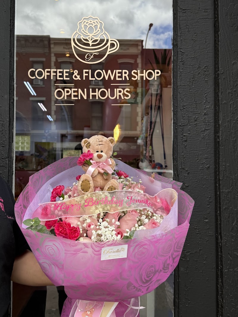 Fiorella Coffee & Flower Shop 4