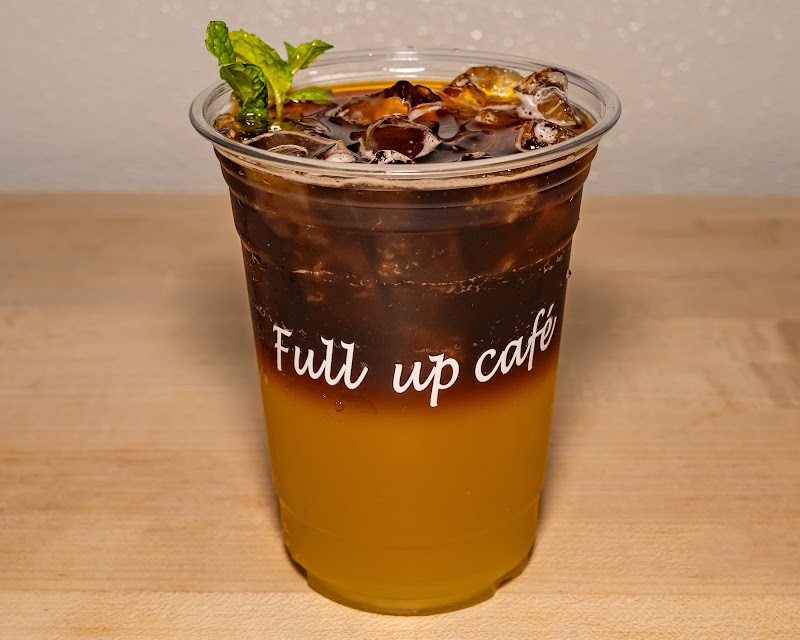 Full up cafe 4