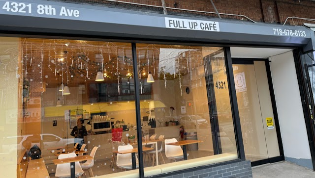 Full up cafe coffee shop in Brooklyn