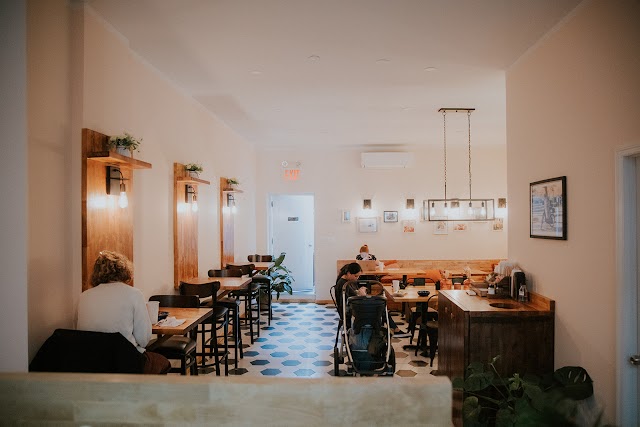 VOLARE ESPRESSO BAR coffee shop in Brooklyn