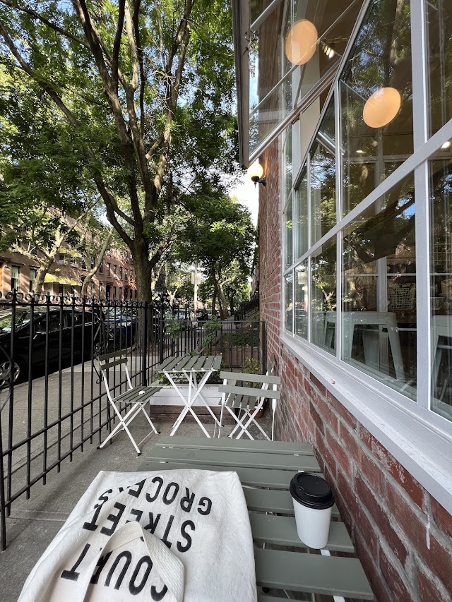Cafe Cotton Bean coffee shop in Brooklyn