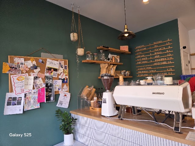 Cobbler Bushwick Roaster coffee shop in Brooklyn
